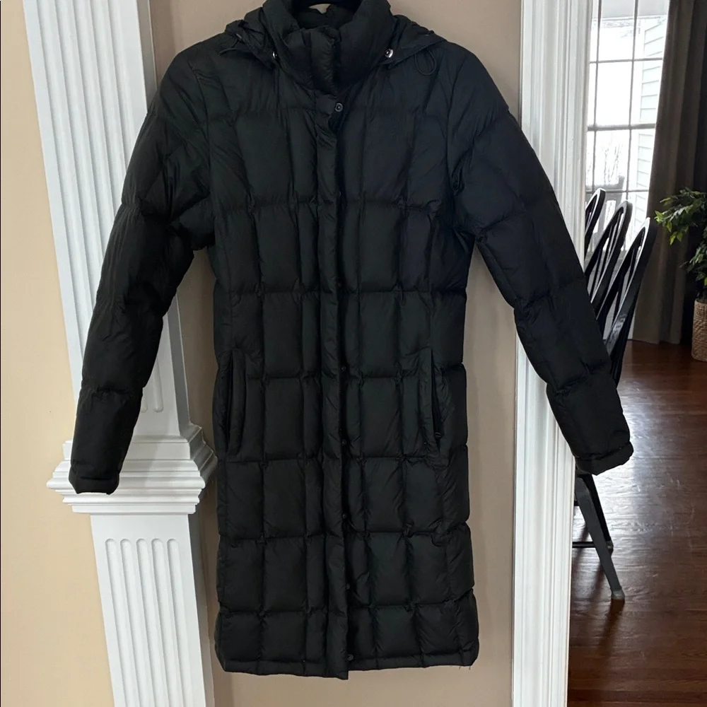 The North Face long puffer coat Women’s size small - Picture 1 of 6
